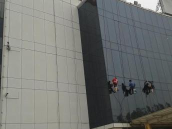 深圳專業外墻清洗與保潔服務 圖光明、松崗及公明公司介紹